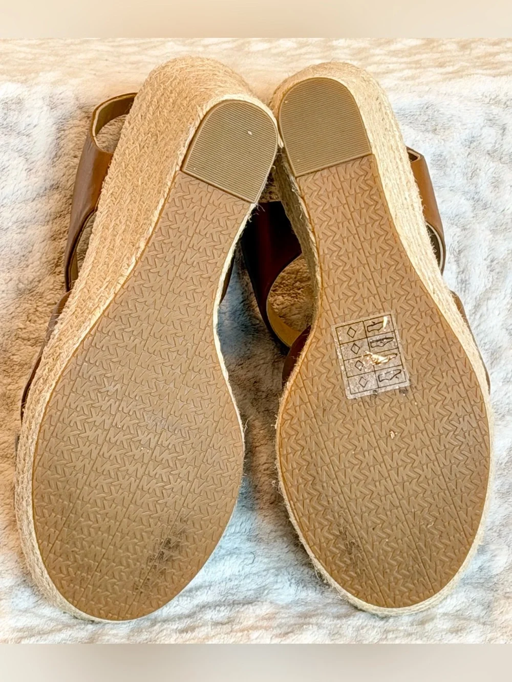 Michael Kors Jute Wedge Sandals Brown Front Zip Gold-Tone, size 7.5